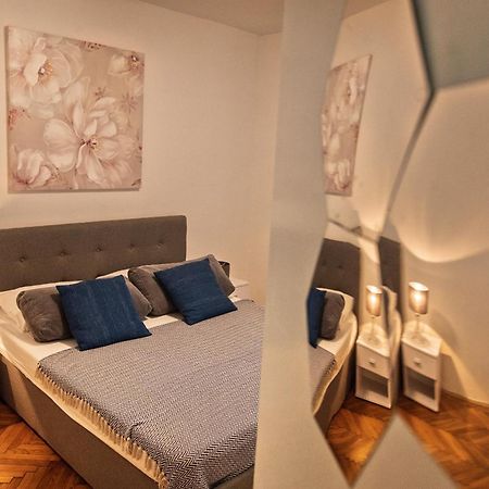 Apartment Pape Split Exterior foto